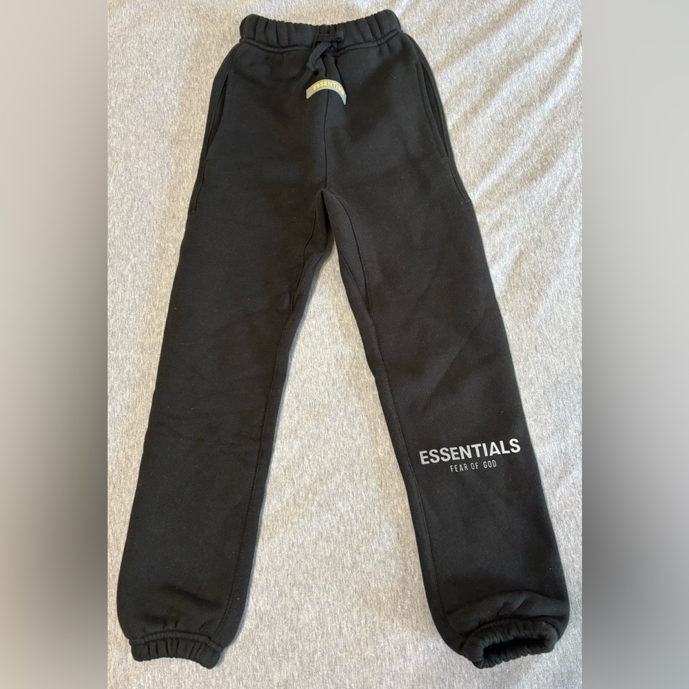 Fear of God Essentials Kids Sweatpant Black XS 4/5 Y New NO Tag